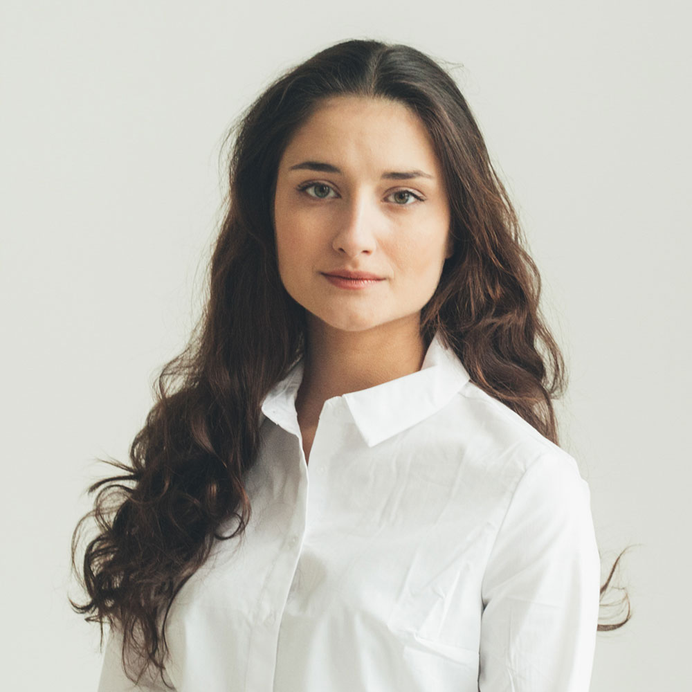 Sara Khan